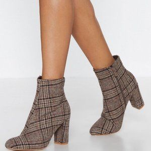 Want You So Plaid Boot